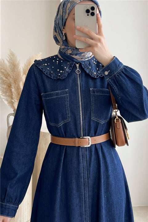 Bebe Yaka Yarım Fermuarlı İnci Detaylı Kemerli Kot Elbise -Laci-Elbise-197-6137-R03