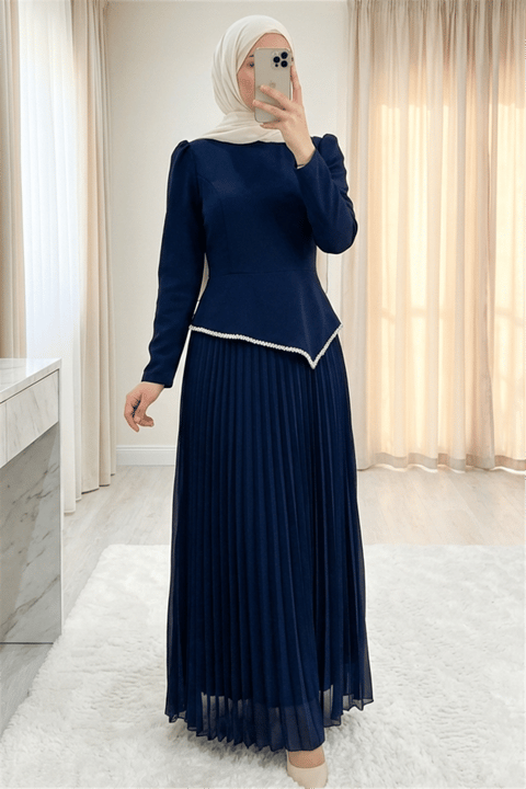 Beli Asimetrik Kesim Taşlı Eteği Pliseli Krep Elbise -Laci-Elbise-316-4770-R03