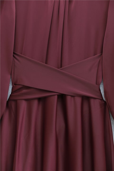 Beli Çapraz Bağlamalı Yuvarlak Yaka Saten Elbise -Bordo-Abiye-386-6297-R04