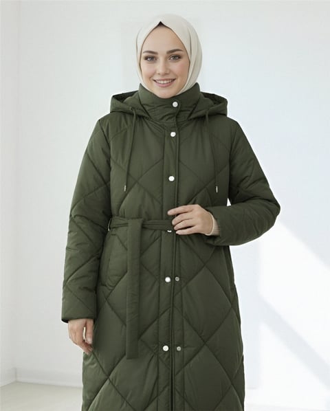 Beli Kemerli Önü Çıtçıtlı Kapşonlu Astarlı Uzun Kapitone Mont -Haki-Mont-414-4959-R05