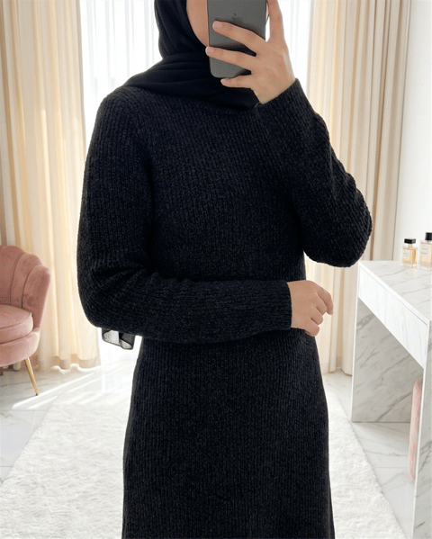 Bisiklet Yaka Beli Oturtmalı Yumoş Triko Elbise   -Siyah-Elbise-109-0959-R01
