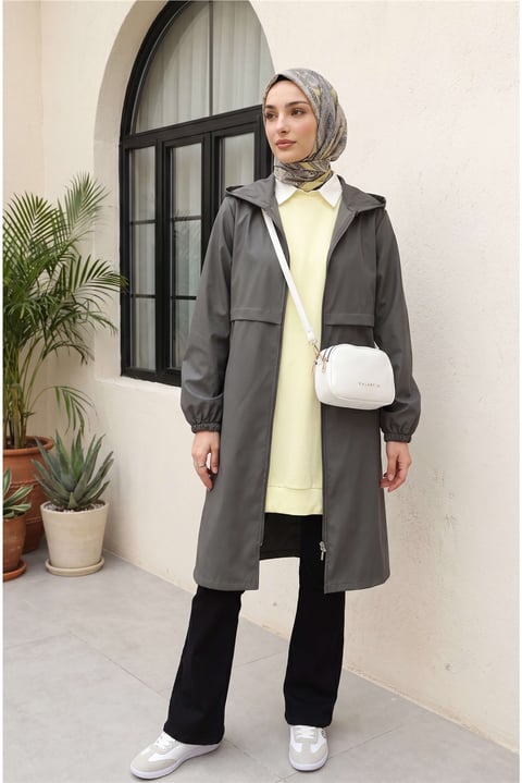 Boydan Fermuarlı Kapşonlu Uzun Yağmurluk   -Füme-Trençkot-346-3041-R18