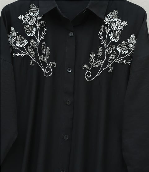 Çiçek Boncuk Desenli Düğmeli Çilek Gömlek -Siyah-Tunik-199-259-R01