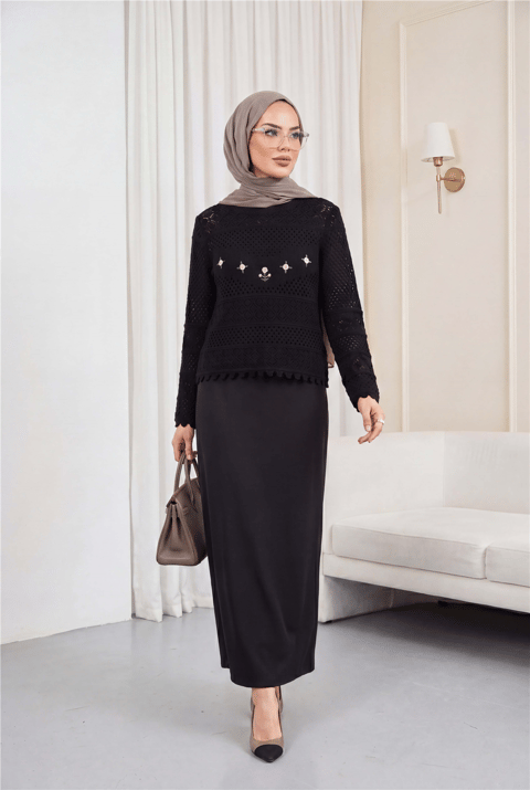 Çiçek Nakışlı Ajurlu Desenli Triko Kazak -Siyah-Kazak-109-1229-R01