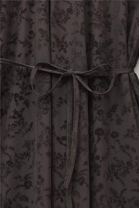 Dik Yaka Beli Bağcıklı Kolu Lastikli Astarlı Flog Baskılı Elbise -K. Kahve-Elbise-138-2597-R54