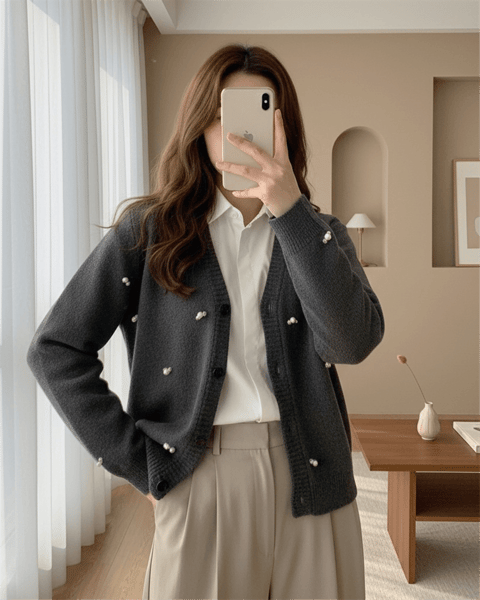 Düğmeli Çiçek Detaylı Yumoş Hırka -Füme-Hırka-295-1282-R18
