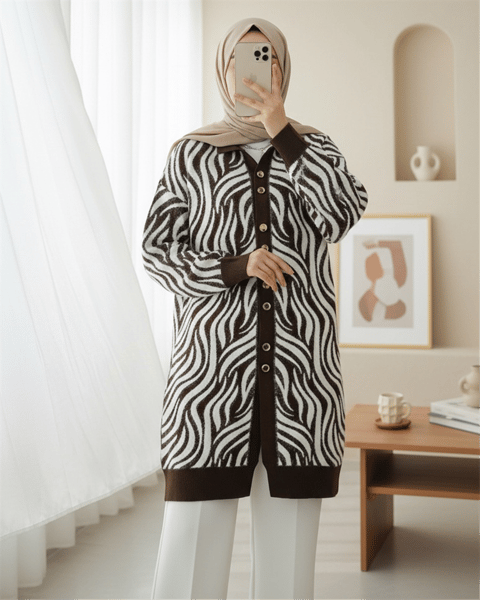 Hırka-Düğmeli Zebra Desen Sakallı Triko Hırka -Kahve-280-3286-R15