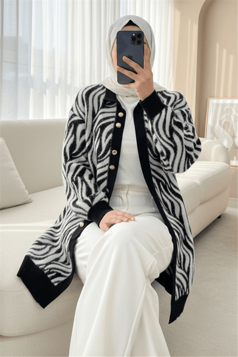 Düğmeli Zebra Desen Sakallı Triko Hırka -Siyah-Hırka-280-3286-R01