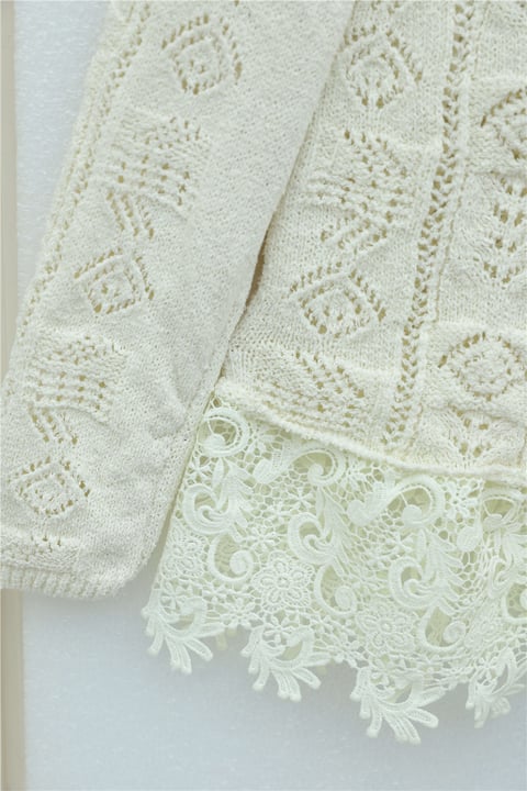Eteği Dantelli Desenli Düğmeli Triko Hırka -Ekru-Hırka-109-0996-R07