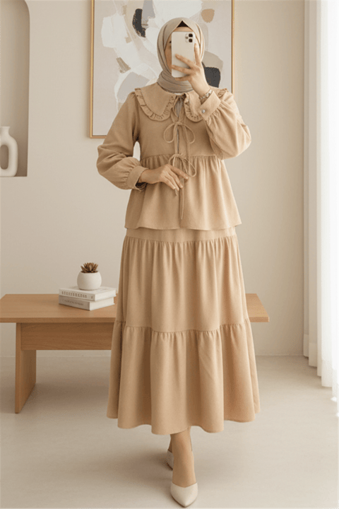 Eteği Kat Detaylı Bağcıklı takım -Bej-Takım-349-7049-R56
