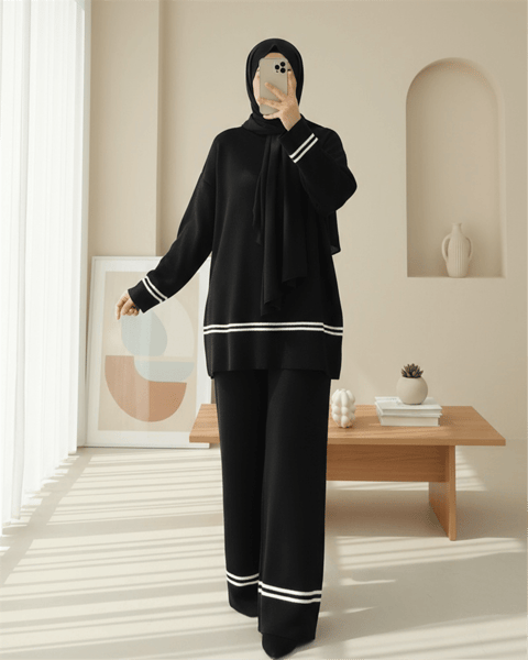 Eteği Ve Kolu Çizgili Triko Takım -Siyah-Takım-384-301-R01