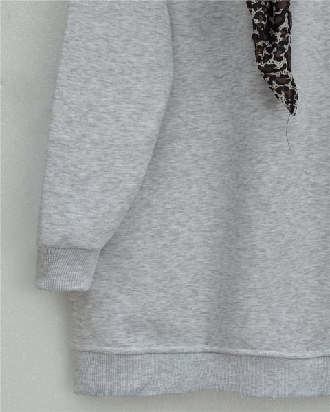 Fularlı Leopar Armalı 3 İplik Sweat -Açık Gri-Sweatshirt-349-5288-R41
