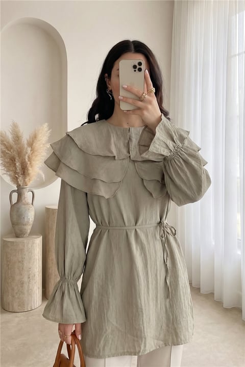 Geniş Katlı Yakalı Bileği Lastikli Beli Bağlamalı Yırtmaçlı Tunik  -Haki-Tunik-307-0062-R05