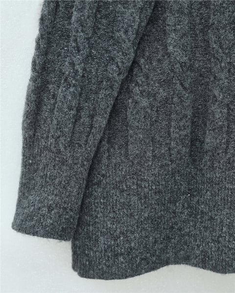 Kabartma Desenli Yumoş Triko Kazak   -Füme-Kazak-109-0943-R18