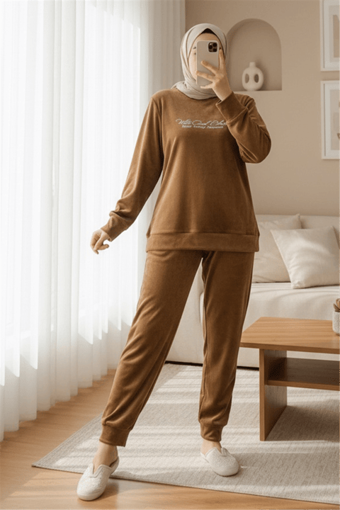 Kabartma Yazılı Fransız Kadife Pijama Takımı -Tarçın-Pijama-416-59700-R45