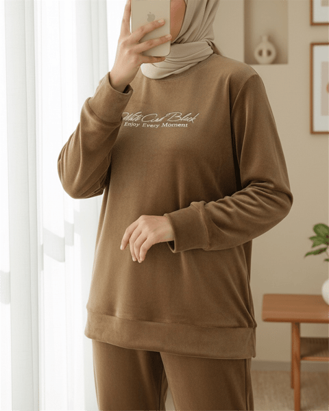 Kabartma Yazılı Fransız Kadife Pijama Takımı -Tarçın-Pijama-416-59700-R45