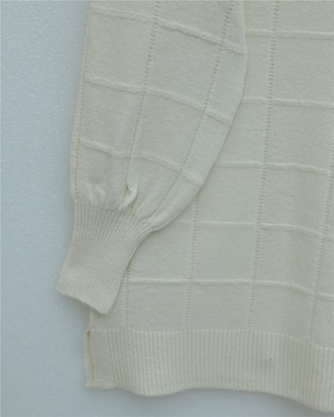 Kare Desenli Yırtmaçlı Yumoş Triko Tunik   -Krem-Kazak-295-4510-R28