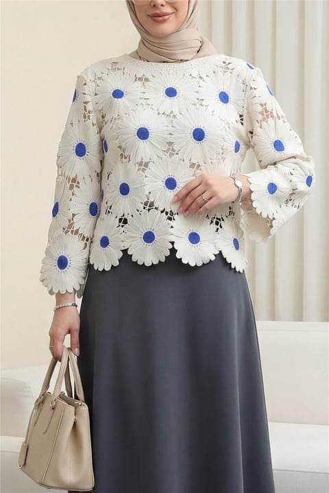 Kayık Yaka Papatya Desenli Triko Bluz  -Saks-Bluz-364-6048-R10