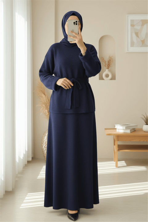 Kolu Katlamalı Beli Kemerli Yırtmaçlı Triko Takım  -Laci-Takım-295-2700-R03