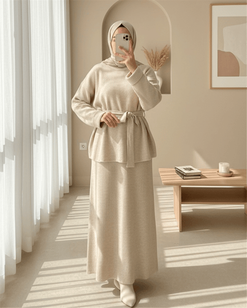 Kolu Katlamalı Beli Kemerli Yırtmaçlı Triko Takım  -Taş-Takım-295-2700-R43