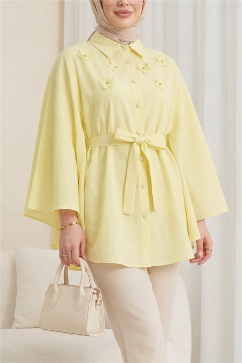 Önü Çiçek Detaylı Beli Bağcıklı Düğmeli Panço -Açık Sarı-Tunik-398-1048-R75