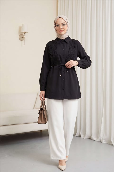 Önü Dantelli Bağlama Detaylı Düğmeli Poplin Gömlek -Siyah-Gömlek-398-11062-R01