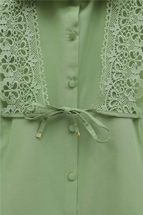 Önü Dantelli Bağlama Detaylı Düğmeli Poplin Gömlek -Çağla Y.-Gömlek-398-11062-R70
