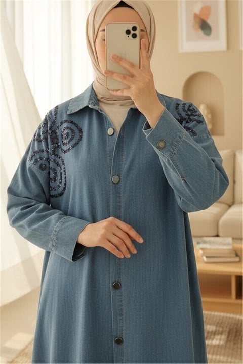 Önü Düğmeli Pul Payet Detaylı Kot Gömlek -Açık Mavi-Gömlek-199-256-R25