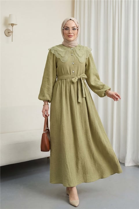 Organze Bebe Yaka Taş Düğmeli Krinkıl Elbise -Yağ Yeşili-Elbise-353-265-R72