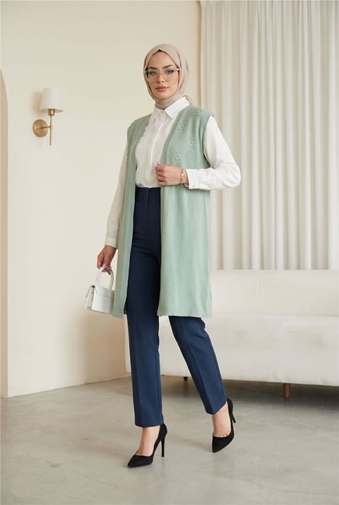 Ponpon Detaylı Ajurlu Triko Yelek -Mint-Yelek-109-1204-R24