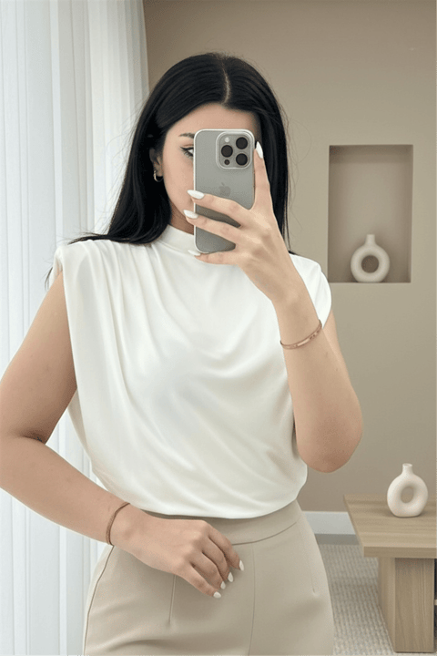 Sıfır Kol Vatkalı Sandy Bluz -Beyaz-Bluz-246-2645-R02