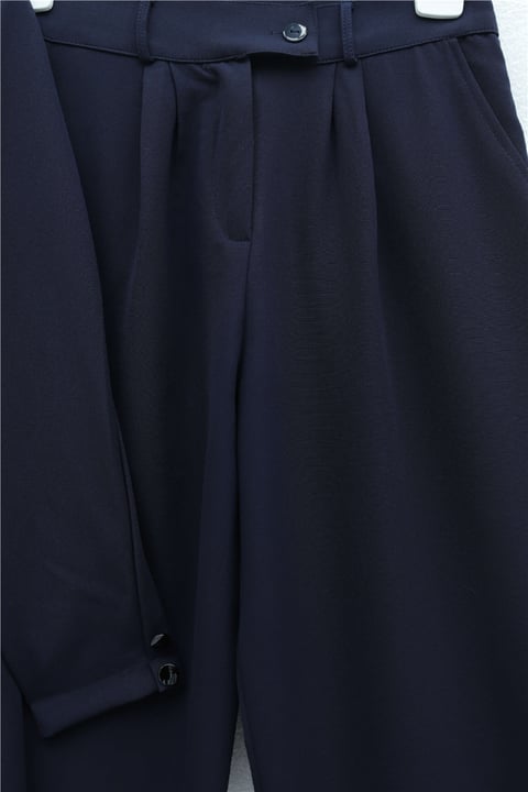 Tek Düğmeli Cep Detaylı Kruvaze Yaka Pantolonlu Krep Takım -Laci-Takım-386-6277-R03