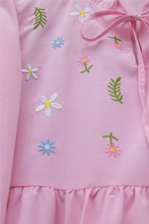 V Yaka Bağlamalı Yakası Fırfırlı Çiçek Nakışlı Poplin Tunik -Pembe-Tunik-349-8051-R20