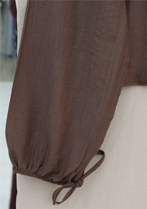 V Yaka Kolları Bağcıklı Top Düğmeli Etekli Viskon Takım  -Kahve-Takım-433-10073-R15