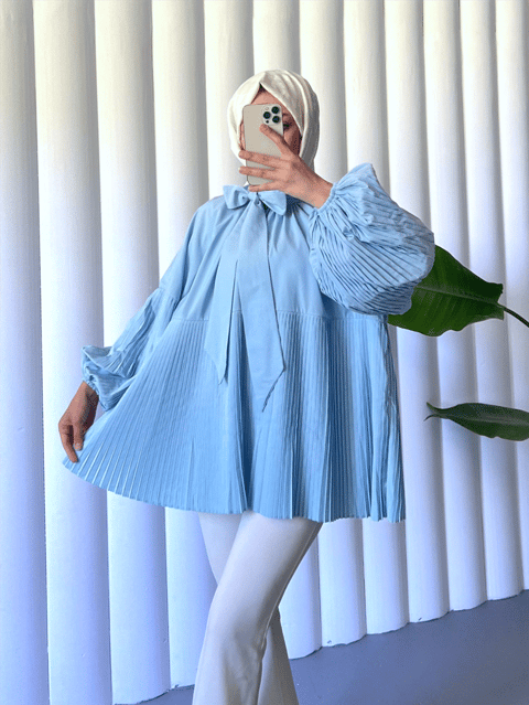 Yakası Bağcıklı Kolları ve Eteği Pliseli Tunik -Bebe Mavi-Tunik-223-3041-R32