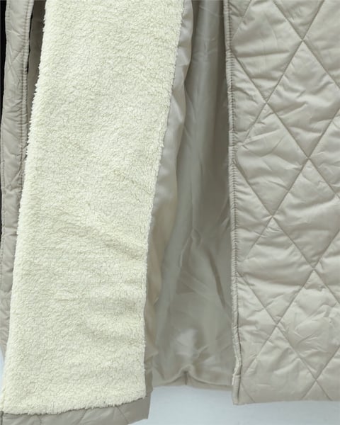 Yakası Kürklü Beli Kemerli Düğmeli Astarlı Kapitone Mont -Taş-Mont-414-4905-R43