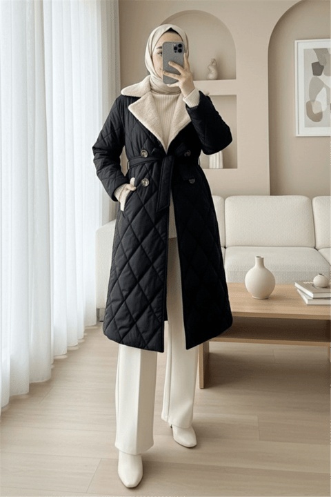 Yakası Kürklü Beli Kemerli Düğmeli Astarlı Kapitone Mont -Siyah-Mont-414-4905-R01