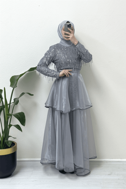 فستان سهرة من التول مزين بالترتر مع ياقة مطاطية وحزام - رمادي-Tül Abiye-386-1091-R11