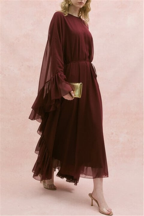 Yanı Fırfırlı Asimetrik Kesim Bağcıklı İçlikli Şifon Elbise Abaya Takım  -Bordo-Elbise-114-1422-R04