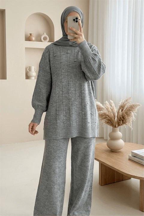 Yanı Yırtmaçlı Ponponlu Yumoş Triko Kazak  -Gri-Kazak-295-4513-R11