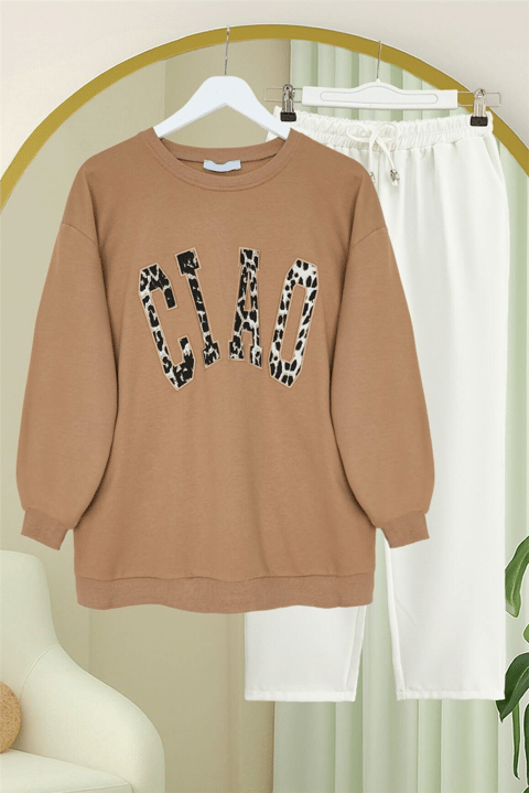 Yuvarlak Yaka Önü Nakışlı Sweat -Vizon-Sweatshirt-362-4396-R23