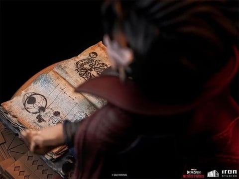 Iron Studios Stephen Strange Doctor Strange in the Multiverse of Madness MiniCo Figure