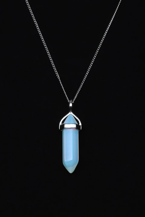 Cam Opal Çivi Model Kolye