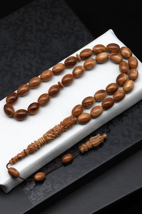 İmame Oymalı Kuka Ağacı Tesbih 10 x 13 mm Beyzi Kesim