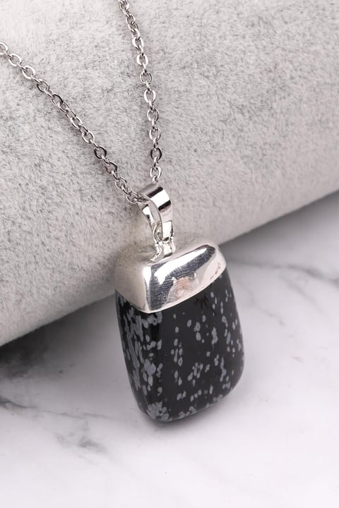 Karlı Obsidyen Doğal Taş Kolye