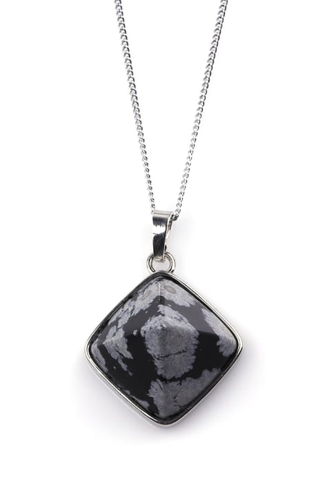 Karlı Obsidyen Doğal Taş Piramit Model Kolye