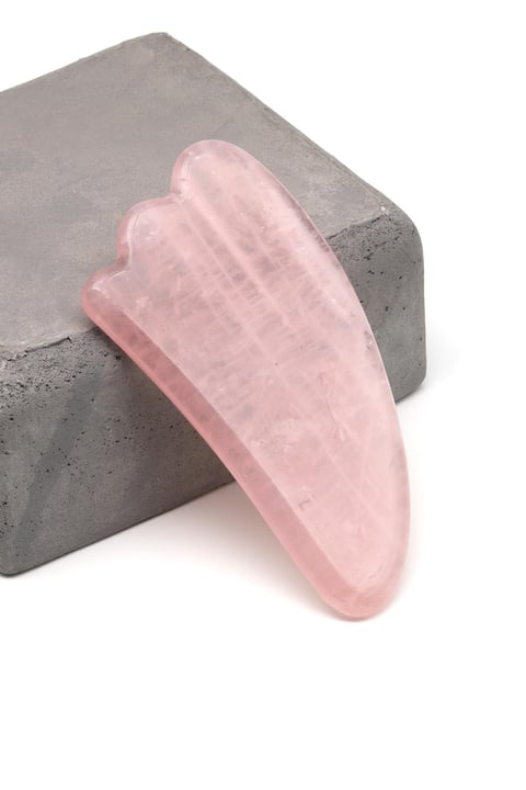 Pembe Kuvars Doğal Taş Gua Sha Yüz Masaj Taşı