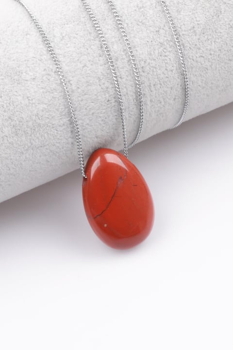 Red Jasper Doğal Taş Damla Model Kolye