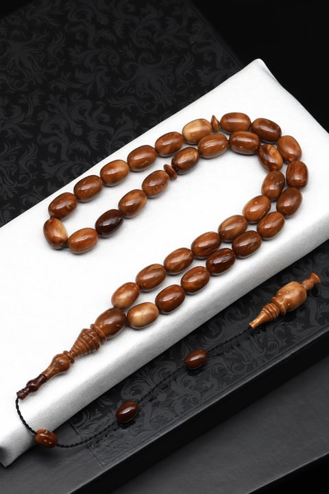 Usta İşçilikli Kuka Ağacı Tesbih 8 x 12 mm Beyzi Kesim