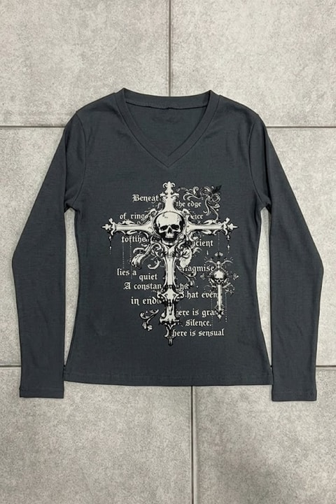 Antrasit Gotik Cross Skull Y2K Uzun Kollu Crop